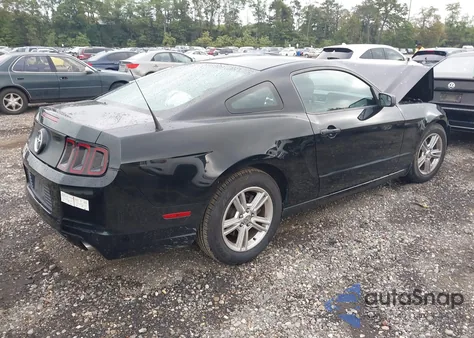 2014 Ford Mustang V6 из США, поврежденный, VIN 1ZVBP8AM3E5214234